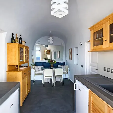 Domus Solis Luxury Villa *