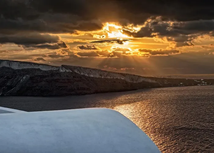 Domus Solis Luxury Villa